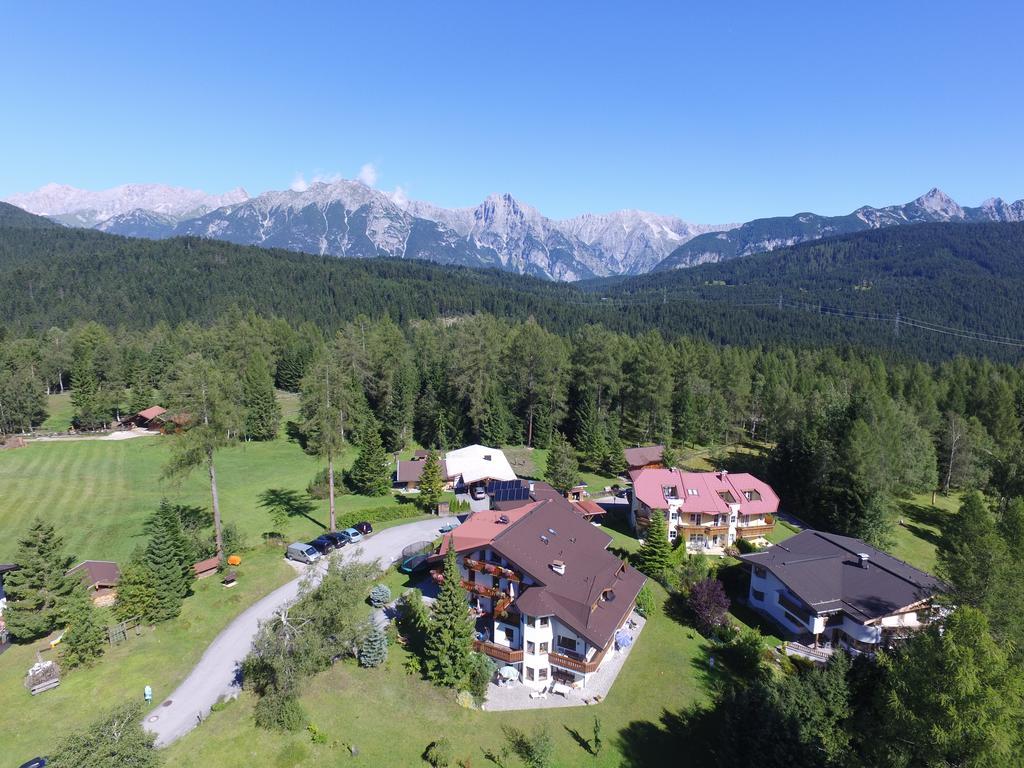 Landhaus Charlotte Am Geigenbuehel -Apartments Seefeld in Tirol Ngoại thất bức ảnh