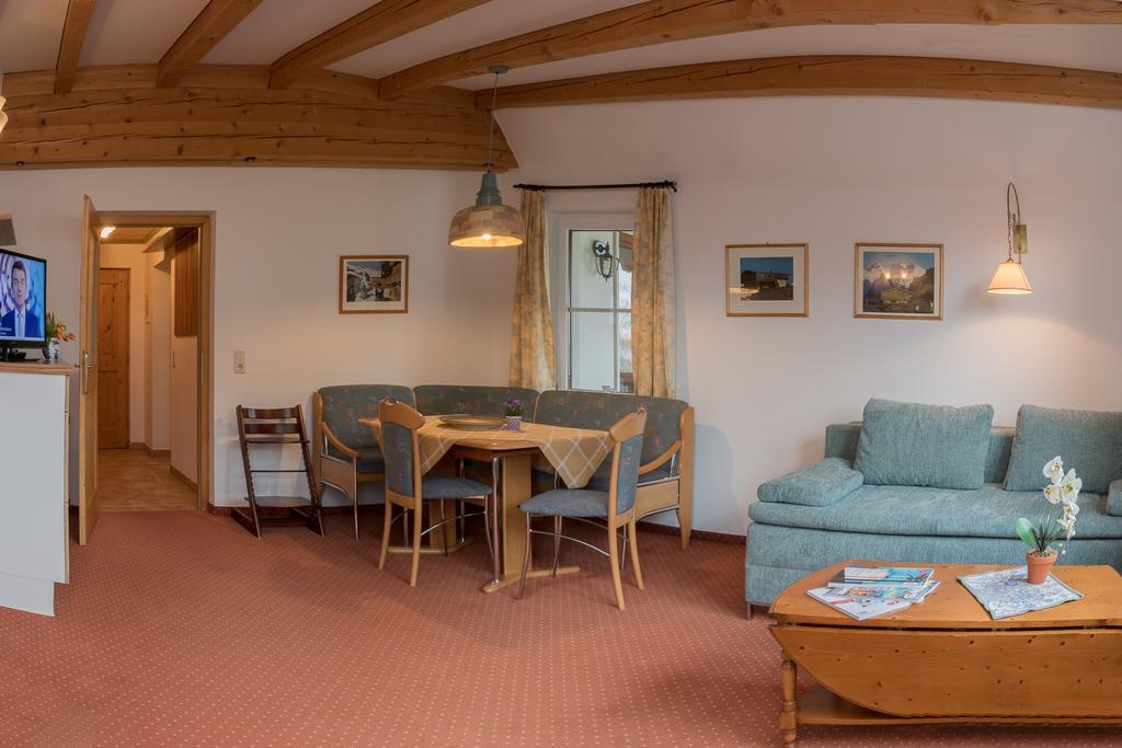 Landhaus Charlotte Am Geigenbuehel -Apartments Seefeld in Tirol Ngoại thất bức ảnh