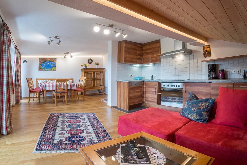Landhaus Charlotte Am Geigenbuehel -Apartments Seefeld in Tirol Ngoại thất bức ảnh