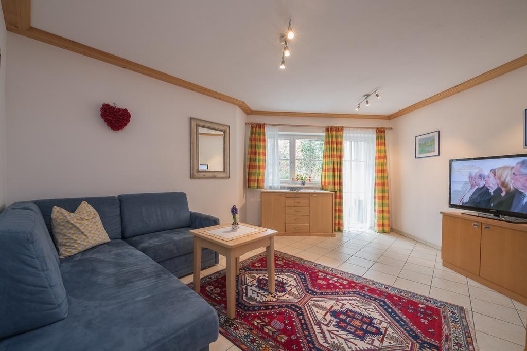 Landhaus Charlotte Am Geigenbuehel -Apartments Seefeld in Tirol Ngoại thất bức ảnh